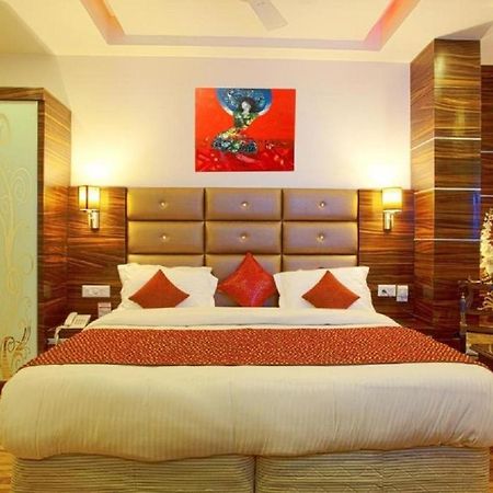 Hotel Ark Suites At Delhi Airport 新德里 外观 照片